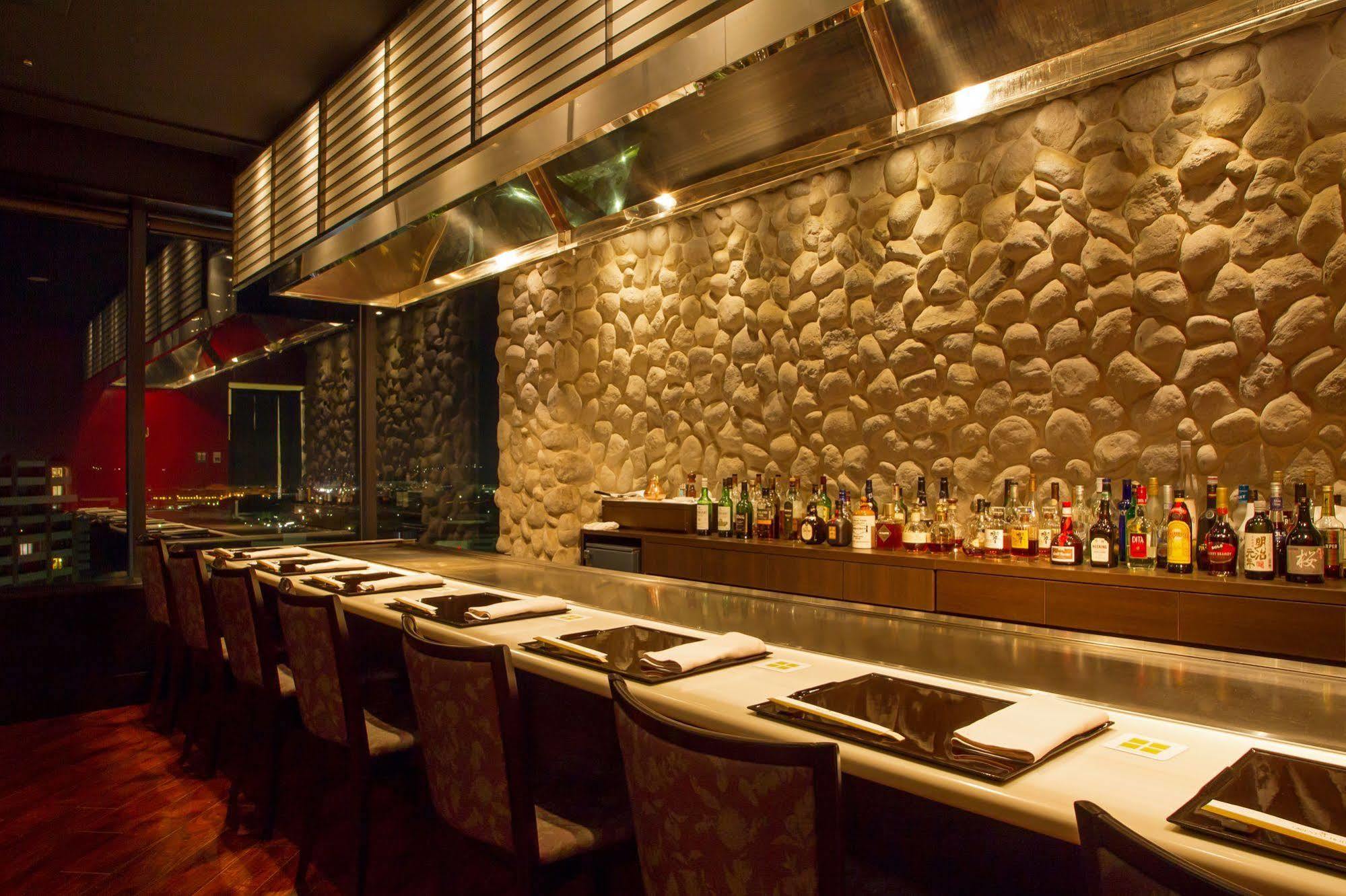 Kobe Seishin Oriental Hotel Екстериор снимка